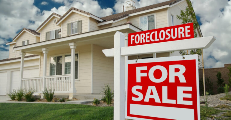 Bankruptcy Now - How the Foreclosure process works, and what Chapter 13 Bankruptcy can do for you.
